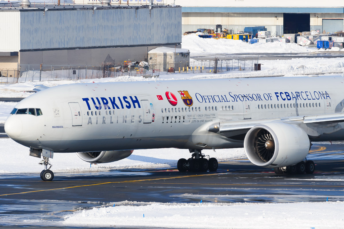 Boeing 777-35R/ER TC-JJB (cn 35162/666) "Marmara"
